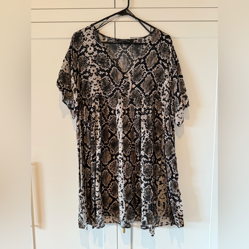 zara flowy dress